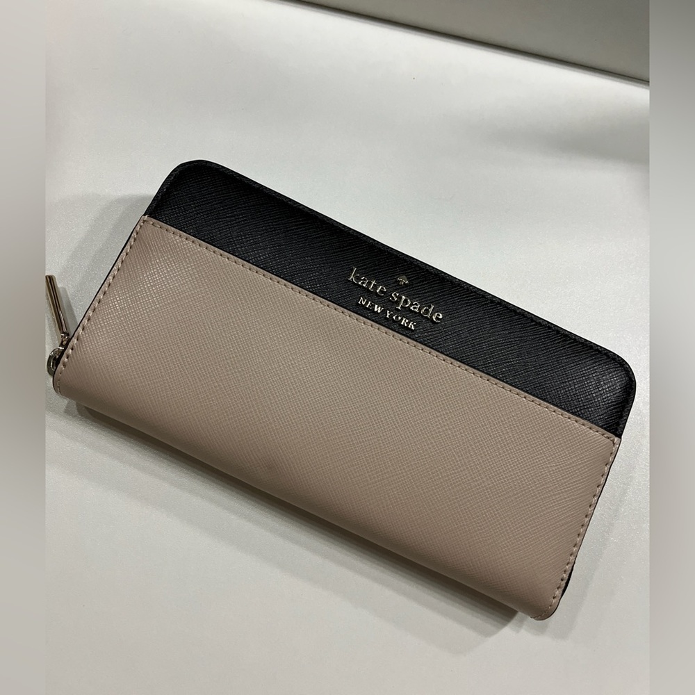 ✨Guaranteed Authentic Kate Spade ‘Staci Colorblock Saffiano’ Wallet✨